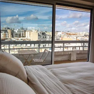 https://appartement-vue-tour-eiffel-75015.fr-paris.fr